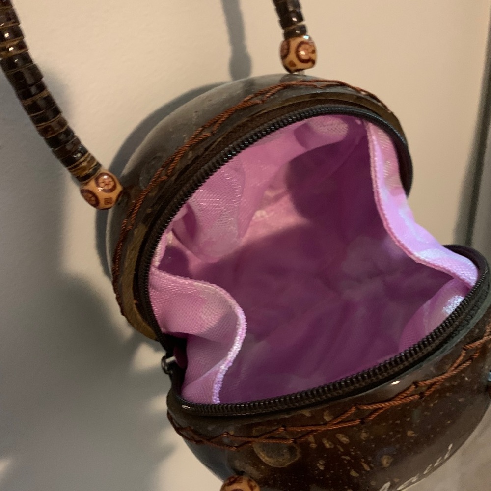 Coconut hand purse - Picture 2 of 8